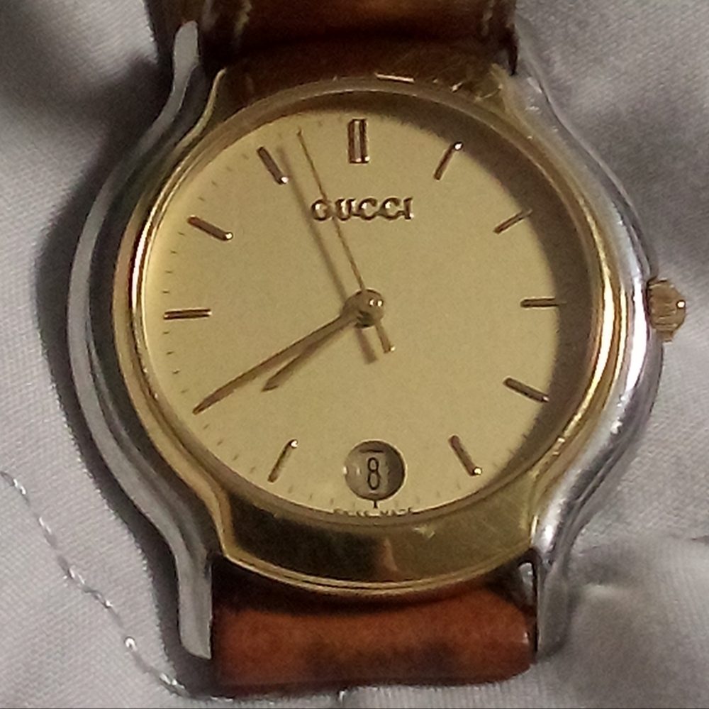 Gucci Gold and Brown Watch Swiss Made